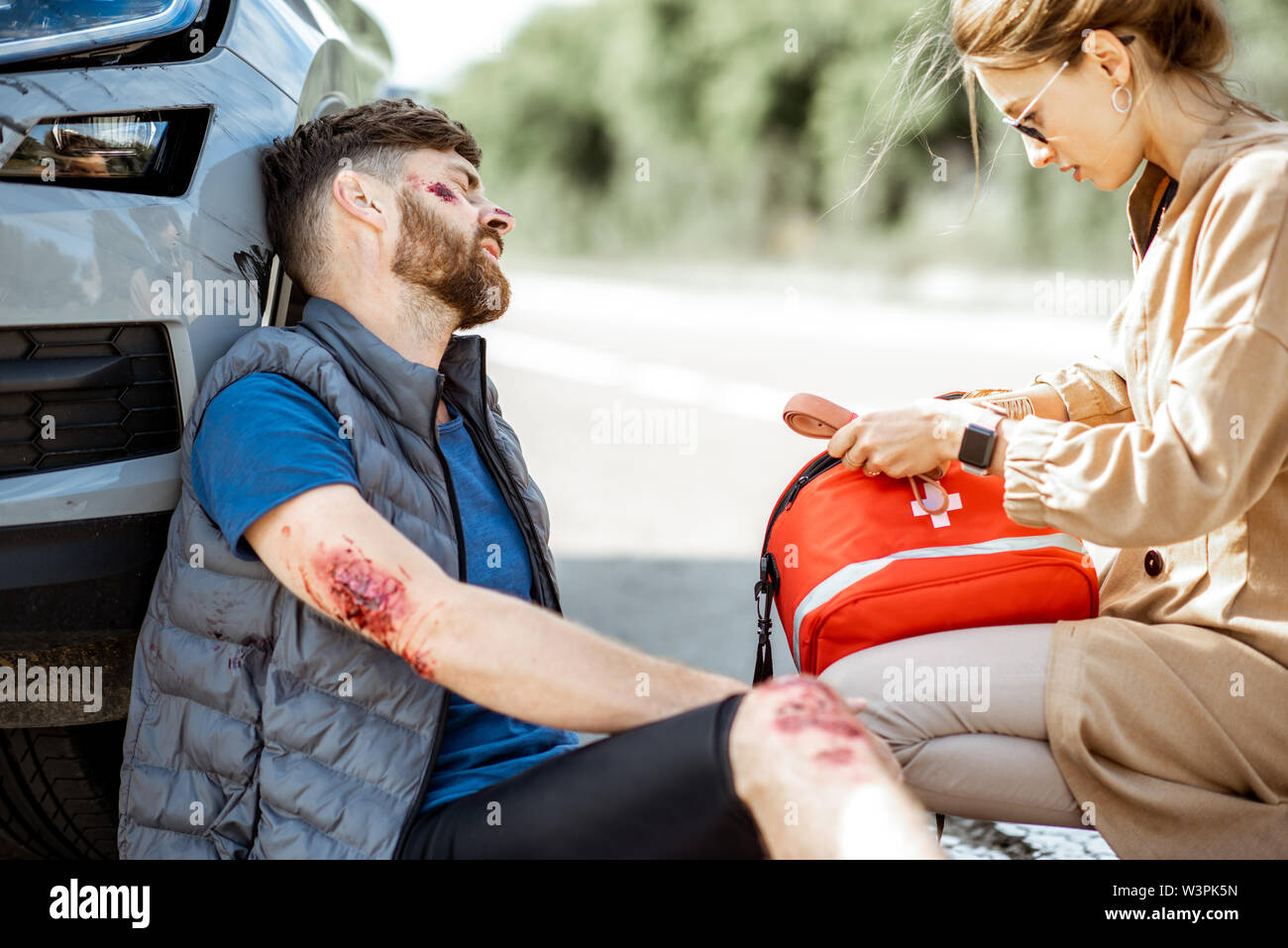 Tầm quan trọng của bộ dụng cụ sơ cứu trong xe