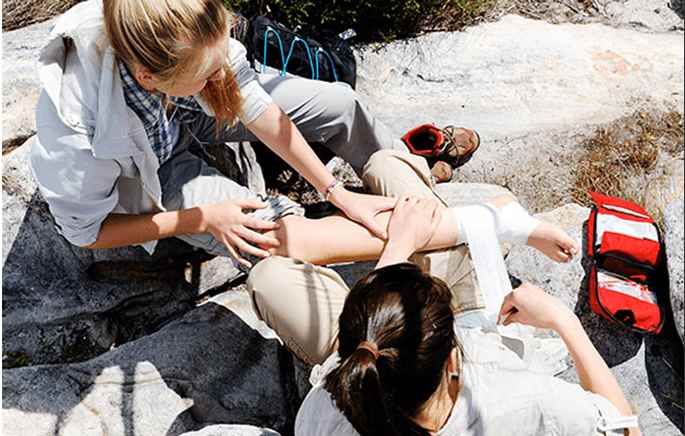 Tại sao tham gia lớp học sơ cứu? Tiết kiệm thời gian và tiền bạc. Học tập cá nhân hóa, linh hoạt.
