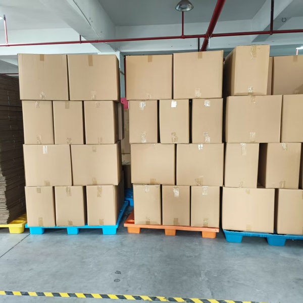 Lại đến mùa vận chuyển! Yiwu Kebon Healthcare Bận rộn hoàn thành các đơn hàng sơ cứu toàn cầu